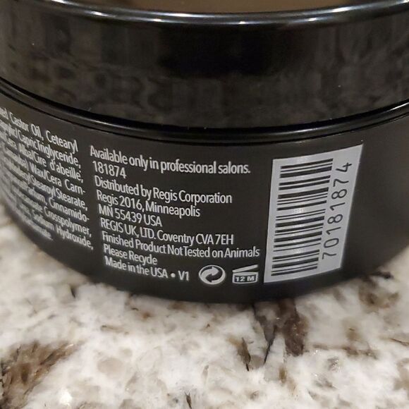 Regis Designline for Men Matte Pomade Medium 1.7 oz - Picture 3 of 6